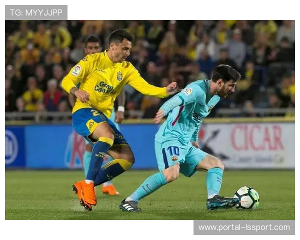 帕尔马1-1萨索洛，保级关键战双方各取一分