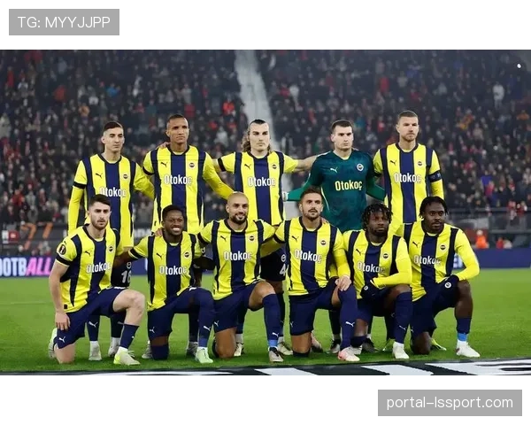 前瞻:美国媒体巨头对欧冠版权的兴趣持续升温 前瞻:美国媒体巨头对欧冠版权的兴趣持续升温